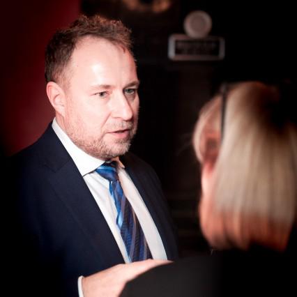 02 untitled (7 of 12)