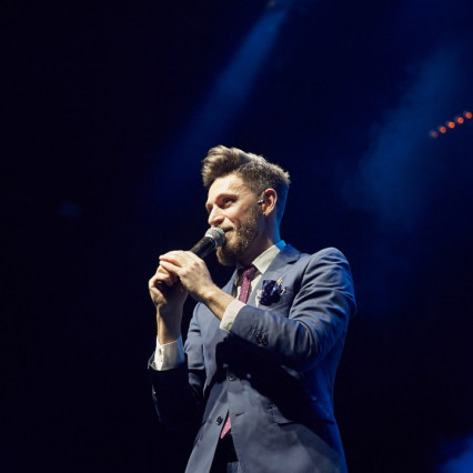 NEW YEAR EVENT FOR EKSMO-AST HOLDING